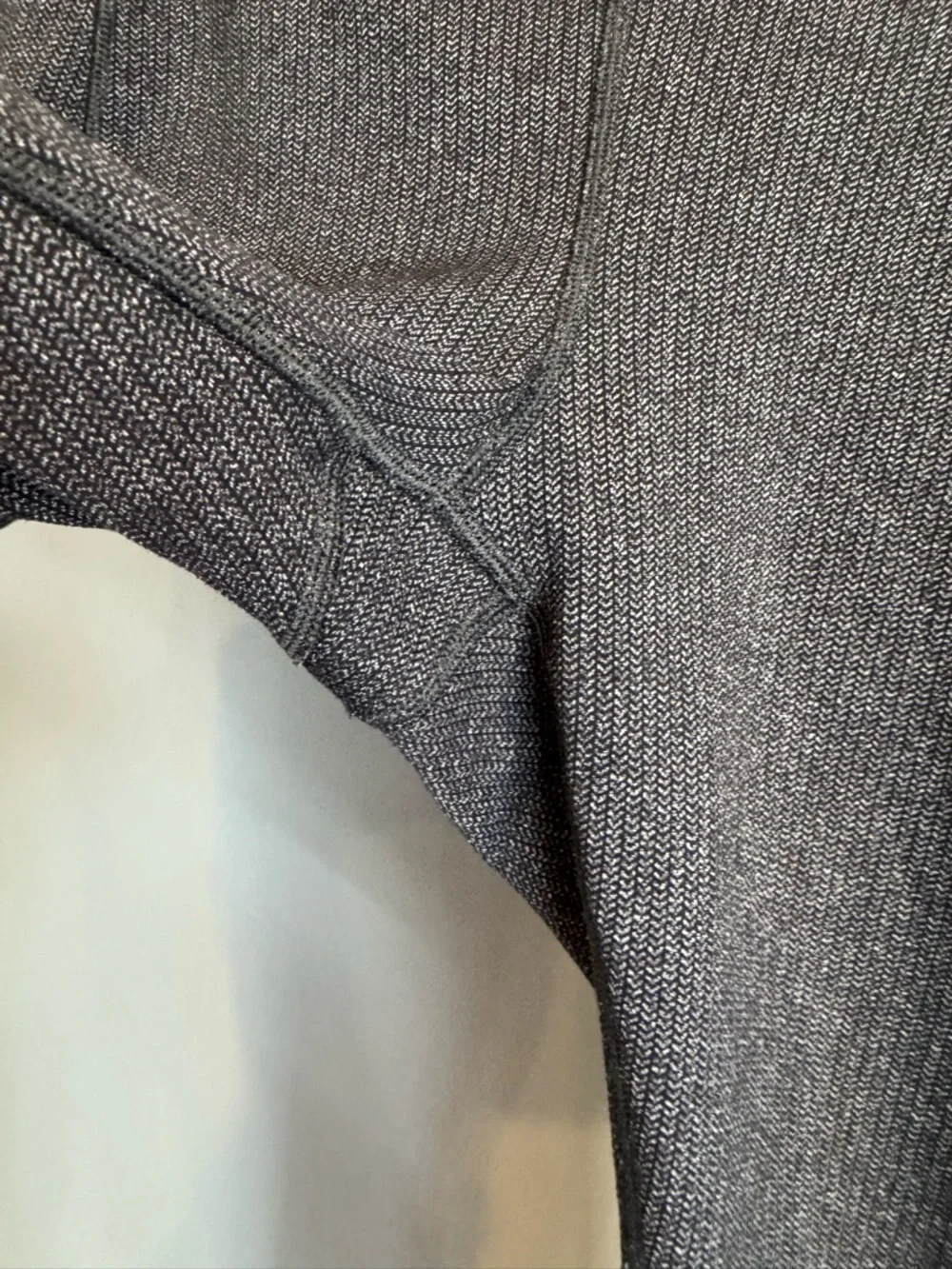 Lululemon Speed Up Tight 8 Gray Textured Luxtreme‎ Pocket Leggings